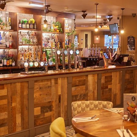 Leven  The Caledonian Hotel מראה חיצוני תמונה
