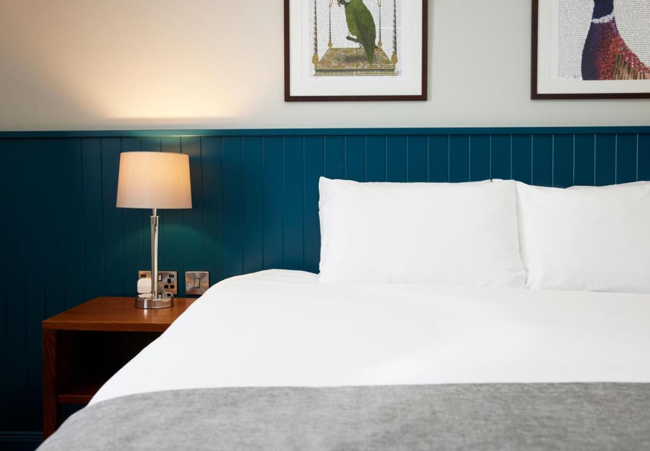 Leven  The Caledonian Hotel מראה חיצוני תמונה