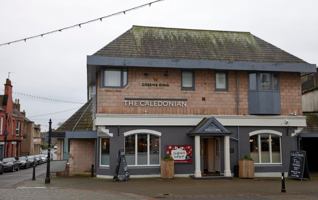 Leven  The Caledonian Hotel מראה חיצוני תמונה